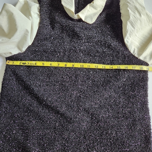 Black Sleeveless Dress with White Collar - Picture 5 of 11